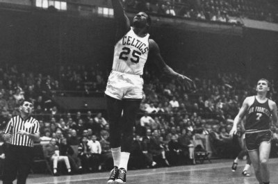 Former Celtics point guard and coach K.C. Jones dead at 88