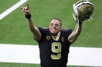 Saints smother Bears in wild-card win