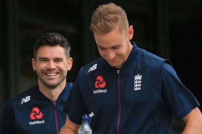 James Anderson ‘the complete bowler’, says Michael Atherton, after bowling masterclass for England