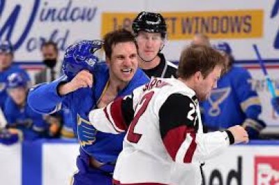 Jakob Chychrun scores two goals as Coyotes defeat Blues