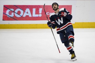 NHL roundup: Alex Ovechkin strikes twice in Caps’ shutout win
