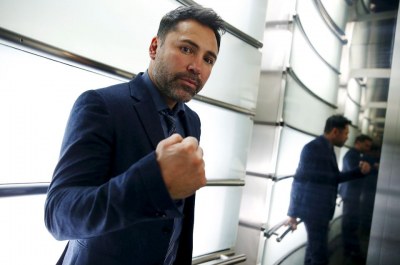 Boxing-De La Hoya set to come out of retirement in July
