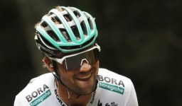 Cycling-Schachmann retains Paris-Nice title as Roglic denied again