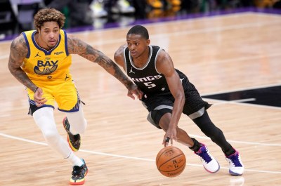 NBA roundup: Career night for De’Aaron Fox in Kings’ rout