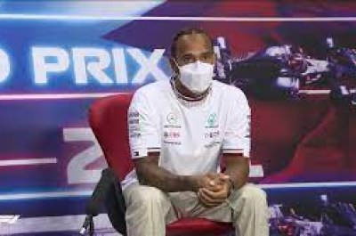 Lewis Hamilton says ‘the fight is not won’ and he will continue to take a knee ahead of 2021 F1 races