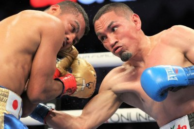 Juan Francisco Estrada defeats Roman Gonzalez in rematch to unify WBC and WBA super-flyweight titles