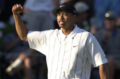 Tiger Woods’ ‘better than most’ putt: Flashback to iconic shot from 2001 Players Championship win