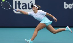 Tennis-Andreescu refuses to let injuries define her career