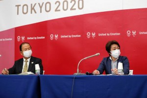 Tokyo 2020 organisers ban alcohol, defend allowing spectators
