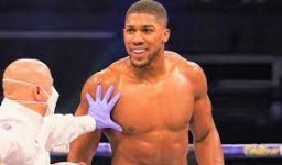 Anthony Joshua says Deontay Wilder’s reliance on his right hand will be brutally exposed again if they share the ring