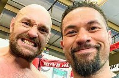 Tyson Fury’s ‘super-human’ revival inspires Joseph Parker as Kiwi joins camp ahead of Deontay Wilder fight