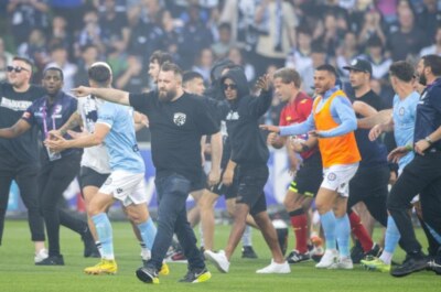 Following a pitch invasion, Football Australia punishes Melbourne Victory